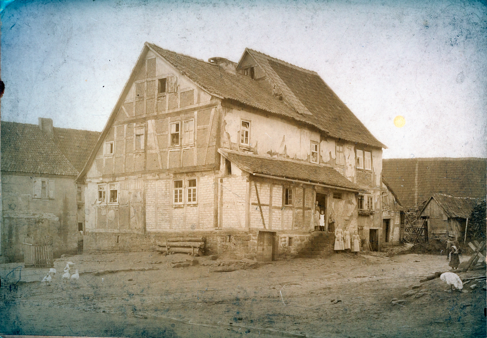 Mäüres um 1903